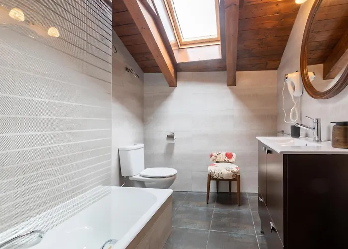 Casa Dieste Turisticos En Boltaña