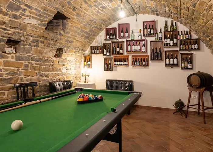 Casa Dieste Turisticos En * Boltaña